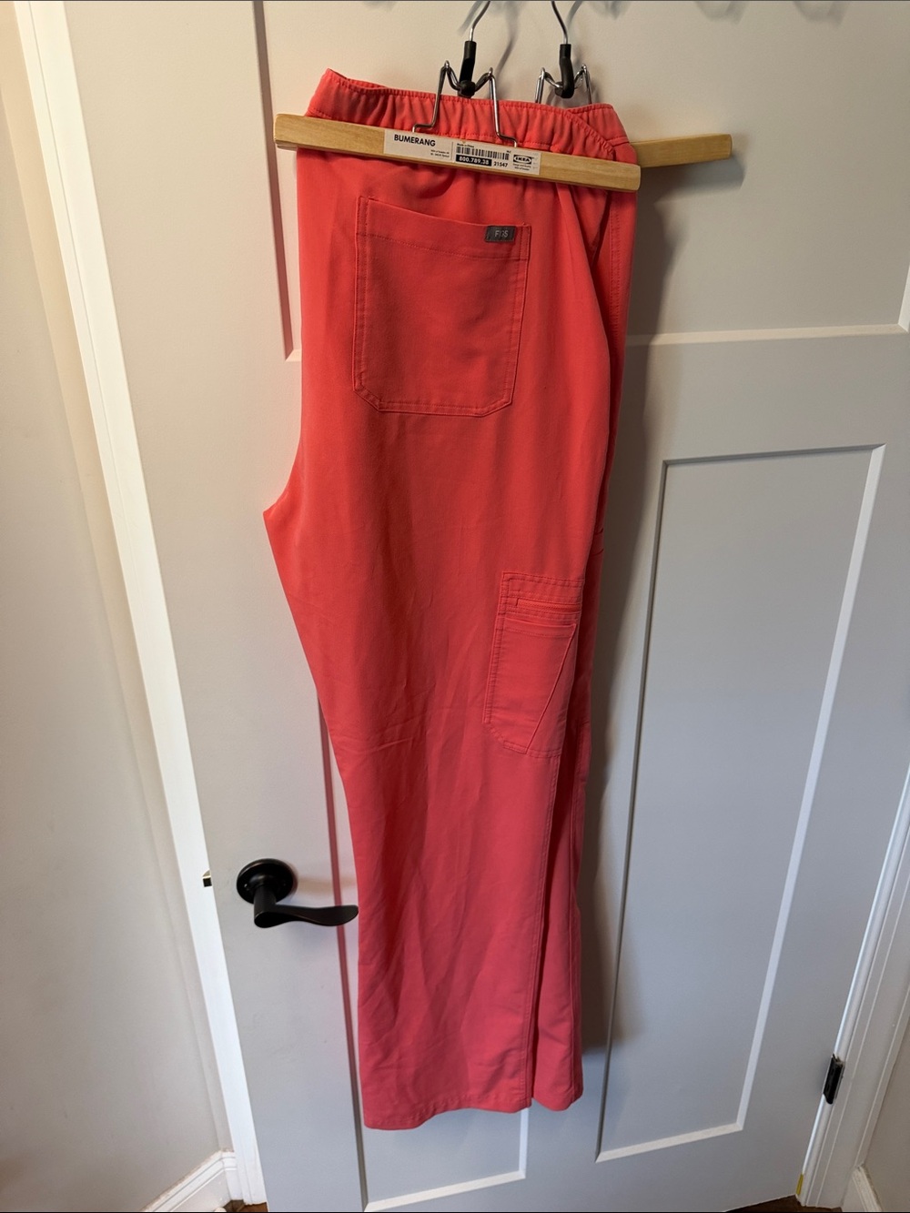 Figs Men's Coral Cargo Pants